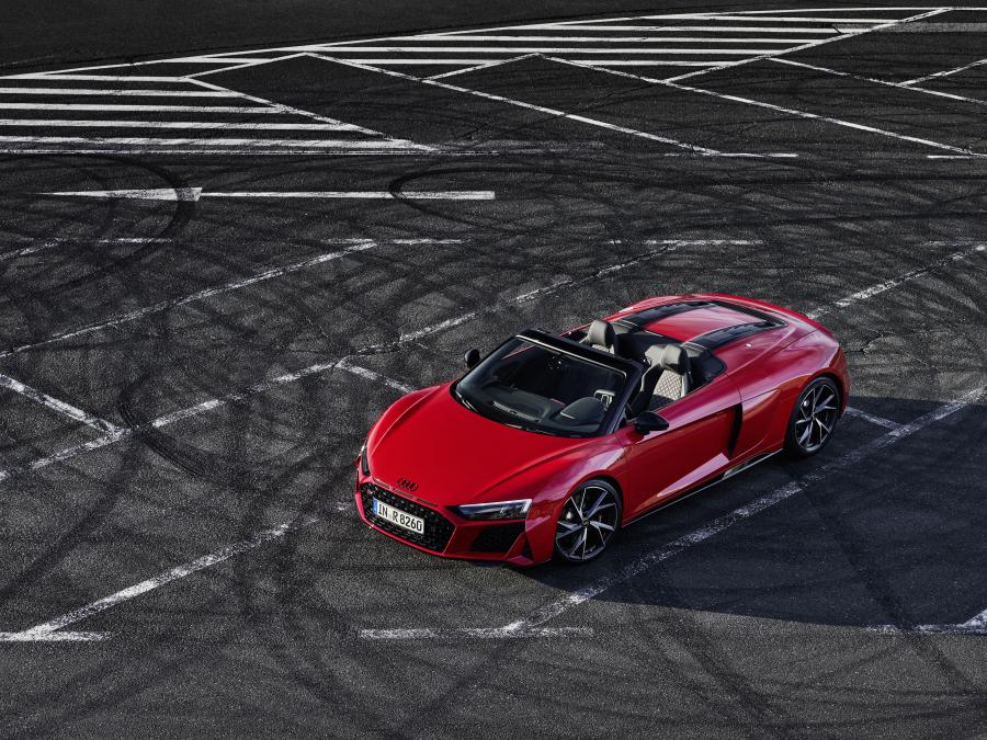  Audi R8 V10 RWD Spyder 2019 года  (WW) (фото 13 из 36)